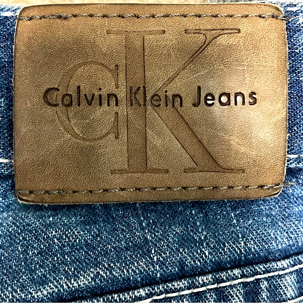 CALVIN KLEIN 90’s Boyfriend Jeans Button Fly Rinse Wash Blue Size 7 - Picture 4 of 9